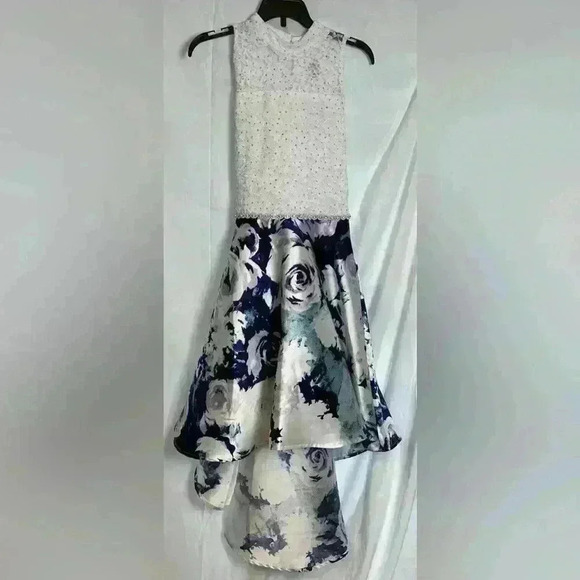 Speechless Other - NWT - Speechless Lace to Floral High Low Dress, White & Blue Flowers (Size 16)